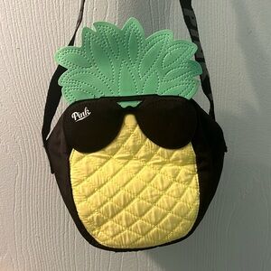 PINK’S Victoria Secret Pineapple Cooler
